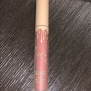 Kylie Matte liquid lipstick- Shade: BARE